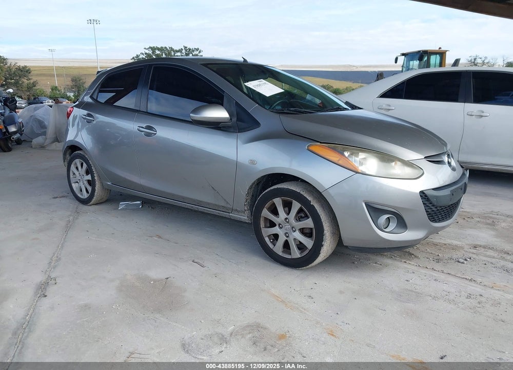 2011 MAZDA 2 TOURING VIN: JM1DE1HZ5B0112453