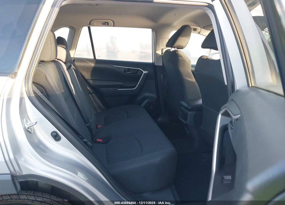 2019 TOYOTA RAV4 LE VIN: 2T3H1RFV2KC001139