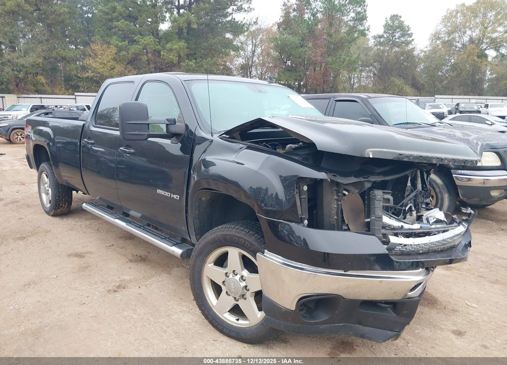 2013 GMC SIERRA 2500HD SLT VIN: 1GT121C88DF170566