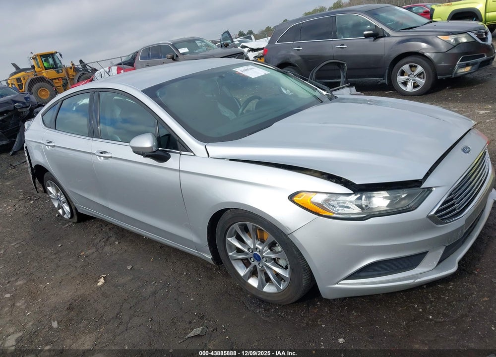 2017 FORD FUSION SE VIN: 3FA6P0H74HR370179