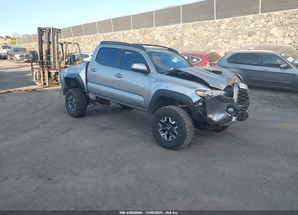 2017 TOYOTA TACOMA TRD SPORT VIN: 3TMCZ5AN4HM058440