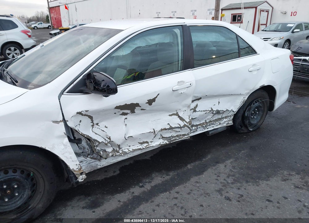 2014 TOYOTA CAMRY LE VIN: 4T4BF1FK7ER422855