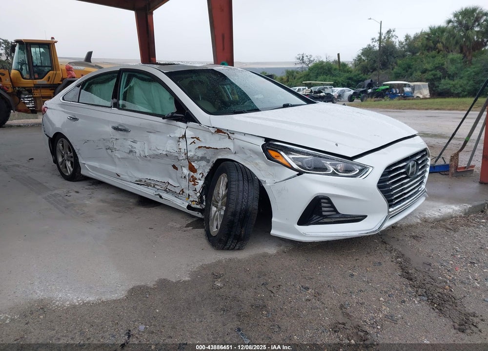 2018 HYUNDAI SONATA LIMITED VIN: 5NPE34AF5JH697516