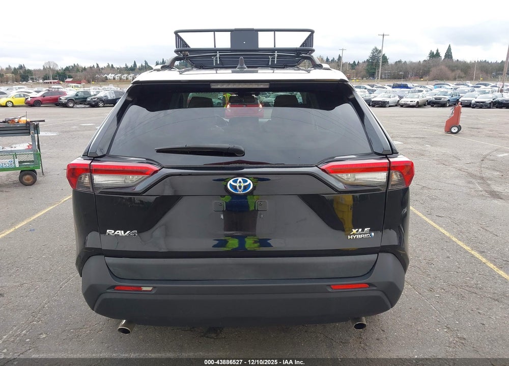 2019 TOYOTA RAV4 HYBRID XLE VIN: 2T3RWRFV1KW014579