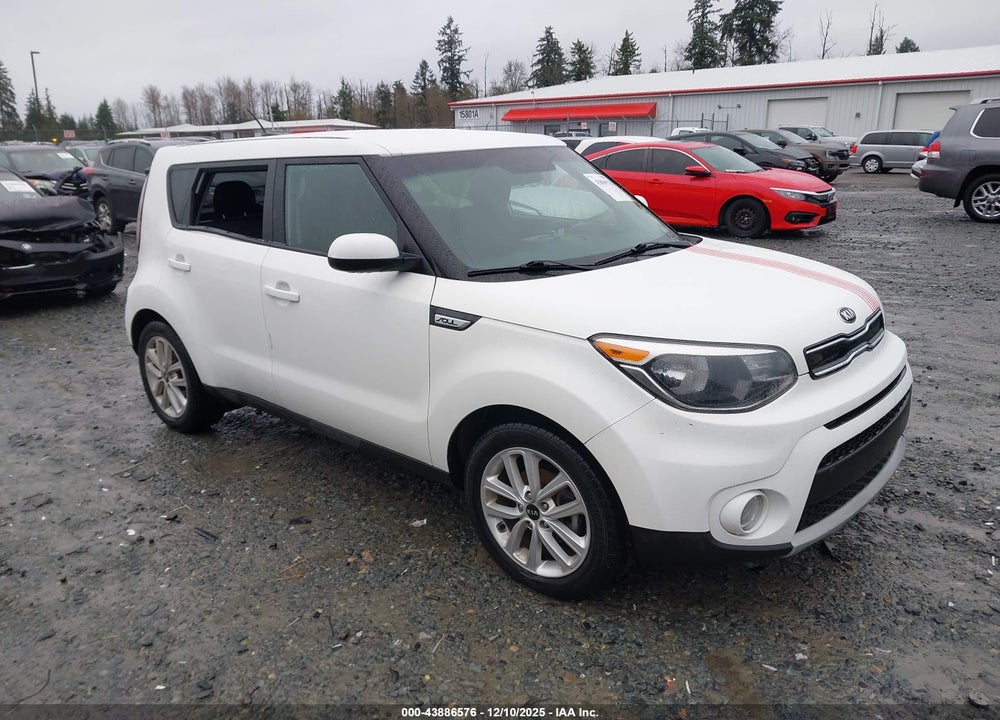 2019 KIA SOUL + VIN: KNDJP3A52K7676780