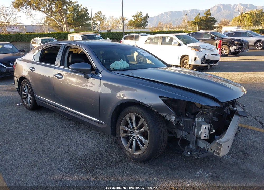2016 LEXUS LS 460 VIN: JTHBL5EF7G5140374