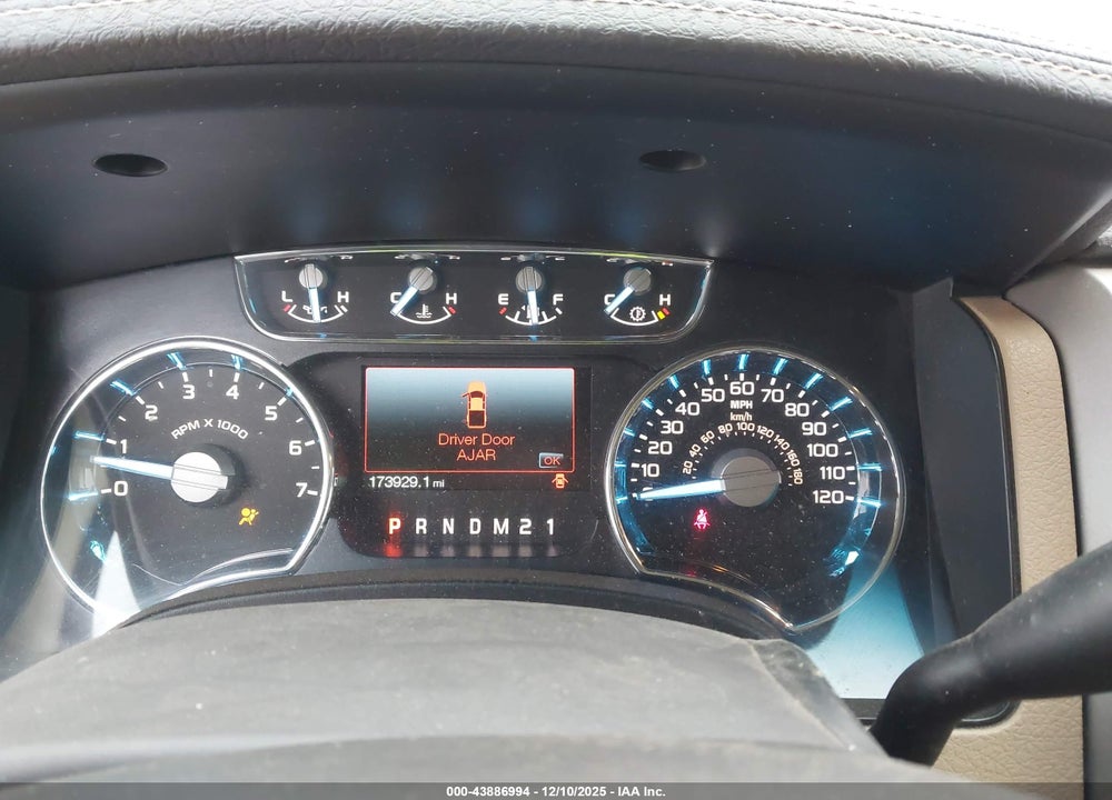 2011 FORD F-150 LARIAT VIN: 1FTFW1EF4BFA73481