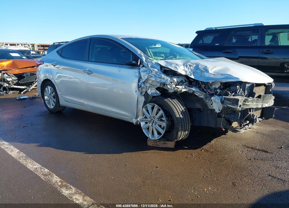 2015 HYUNDAI ELANTRA SE VIN: KMHDH4AE5FU352810