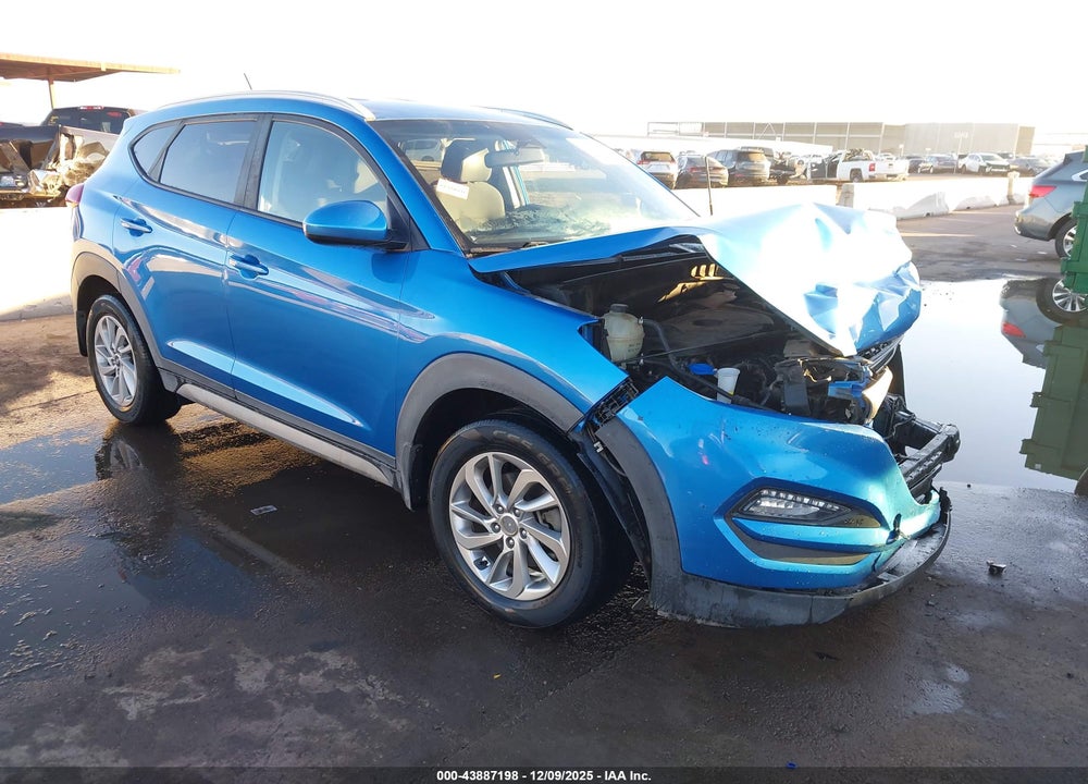 2017 HYUNDAI TUCSON SE VIN: KM8J3CA4XHU274689