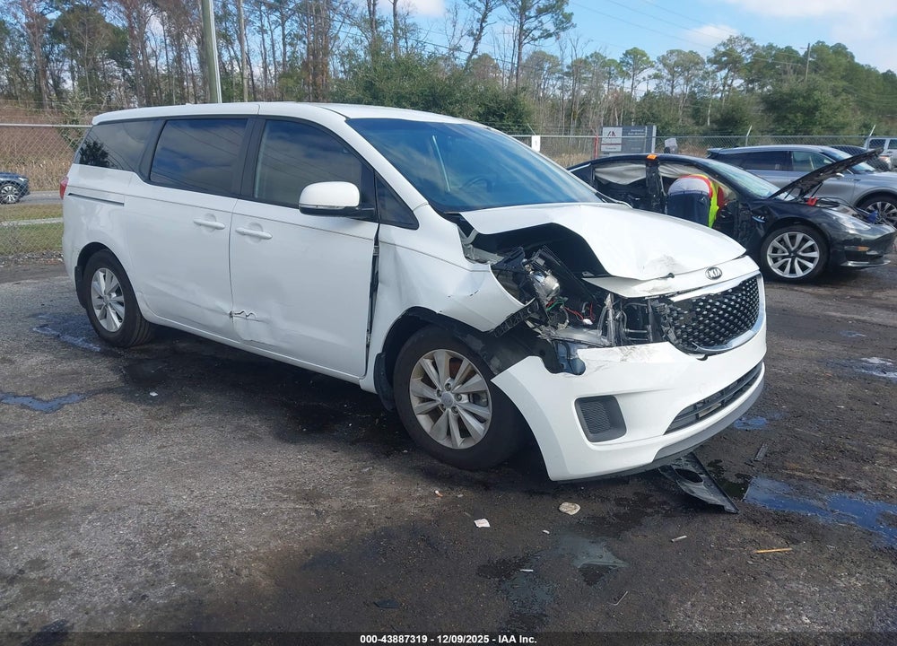 2018 KIA SEDONA LX VIN: KNDMB5C1XJ6396045