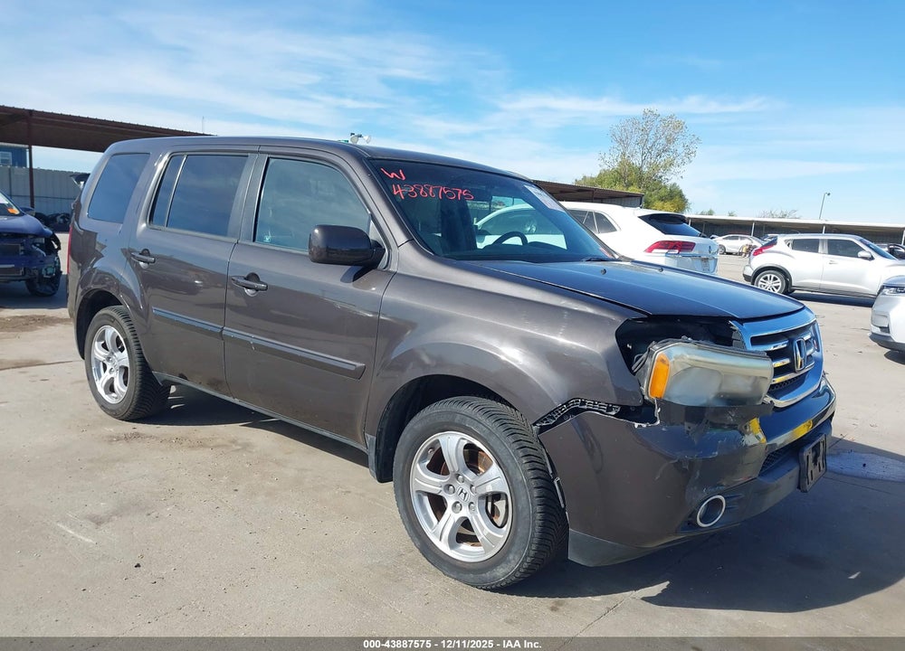 2012 HONDA PILOT EX VIN: 5FNYF3H46CB031267