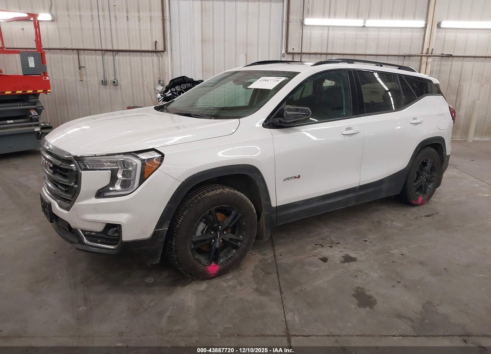2024 GMC TERRAIN AWD AT4 VIN: 3GKALYEG5RL153400