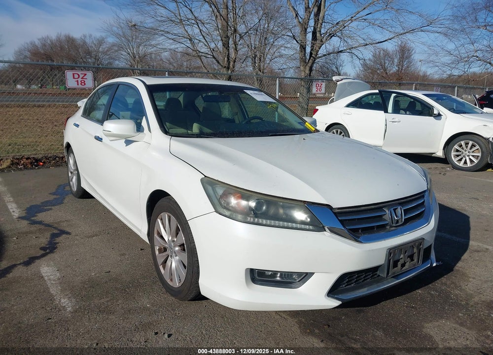 2013 HONDA ACCORD EX VIN: 1HGCR2F73DA105300