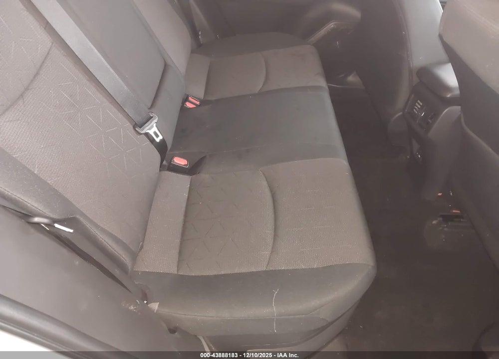 2024 TOYOTA RAV4 HYBRID XLE VIN: 2T3RWRFV5RW199424