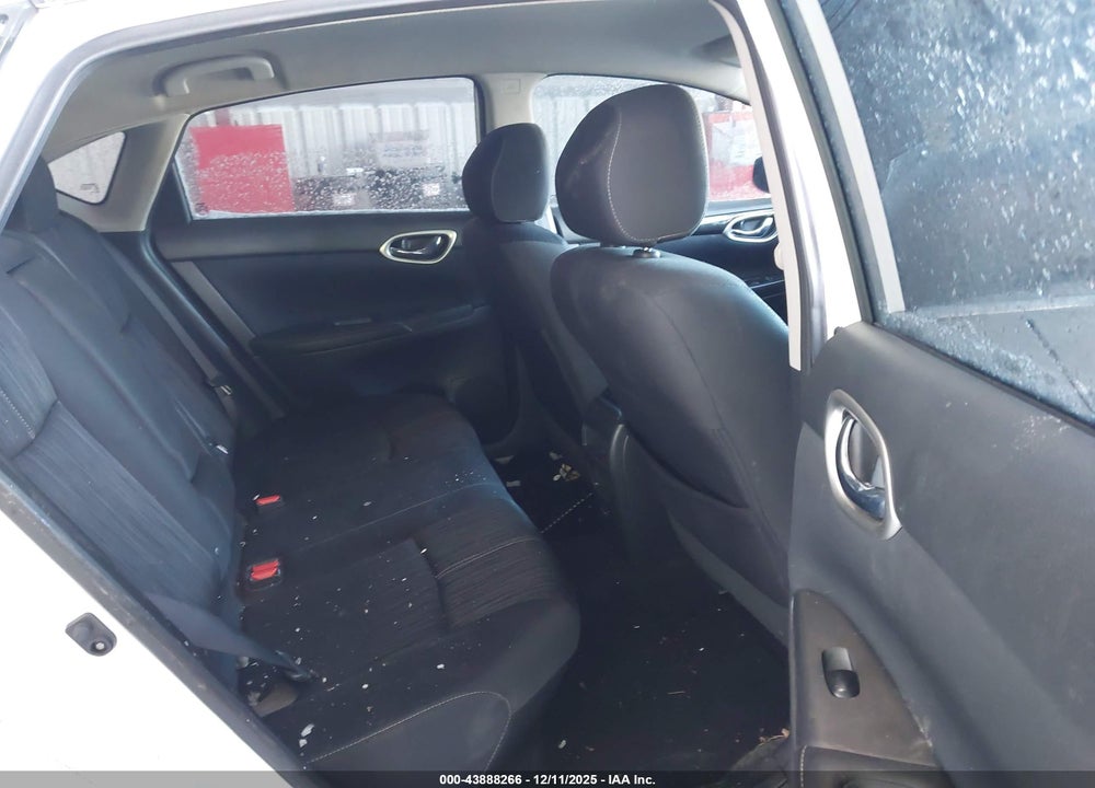 2018 NISSAN SENTRA SV VIN: 3N1AB7AP5JY226273