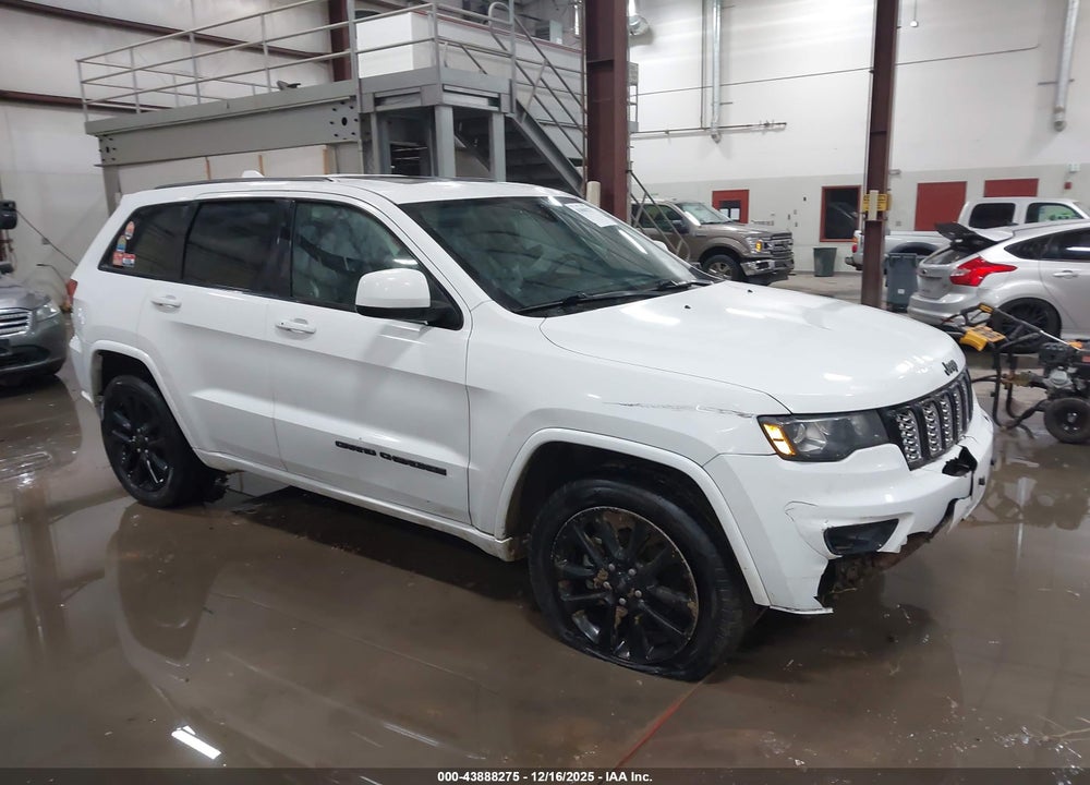 2018 JEEP GRAND CHEROKEE ALTITUDE 4X4 VIN: 1C4RJFAG9JC501679