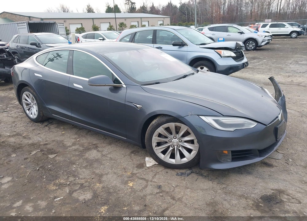 2017 TESLA MODEL S VIN: 5YJSA1E2XHF202864