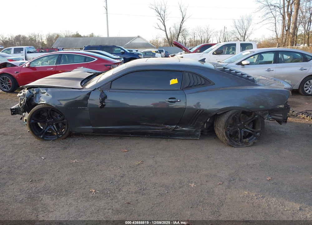 2010 CHEVROLET CAMARO 2SS VIN: 2G1FK1EJ6A9120140