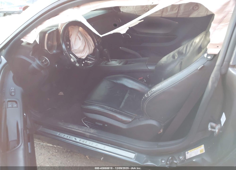 2010 CHEVROLET CAMARO 2SS VIN: 2G1FK1EJ6A9120140