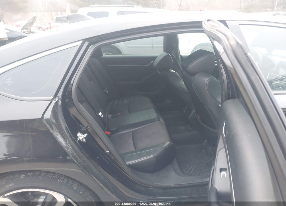 2018 HONDA ACCORD SPORT VIN: 1HGCV1F38JA087651