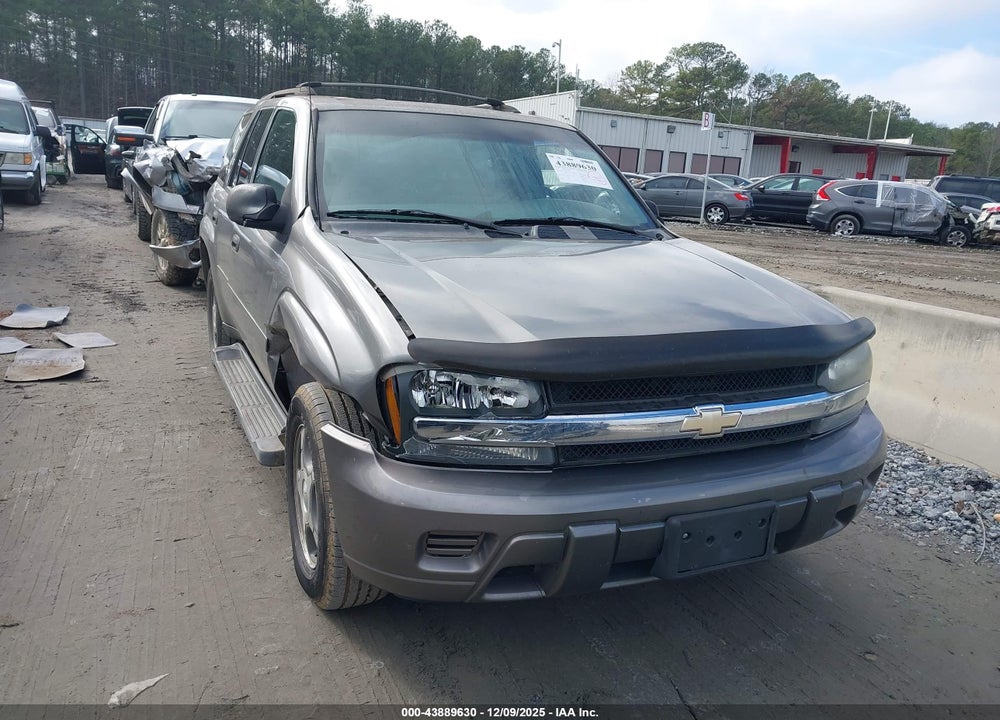 2007 CHEVROLET TRAILBLAZER LS VIN: 1GNDS13S172142197