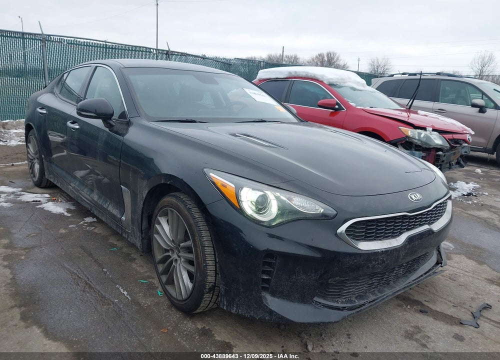 2018 KIA STINGER VIN: KNAE15LA9J6041288