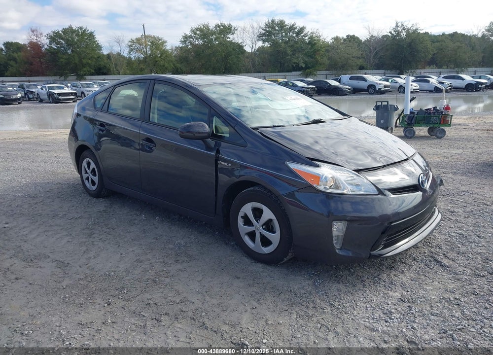 2014 TOYOTA PRIUS TWO VIN: JTDKN3DU2E0375372