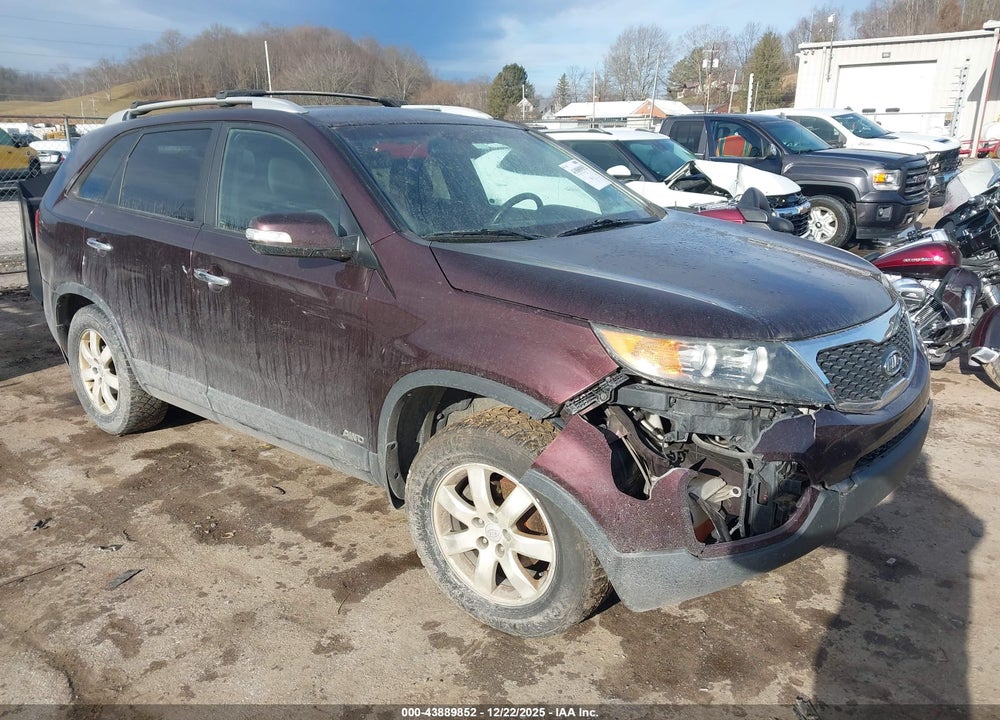 2012 KIA SORENTO LX VIN: 5XYKTCA68CG262531