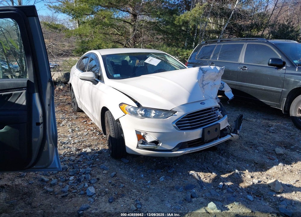 2020 FORD FUSION SE VIN: 3FA6P0HDXLR121044