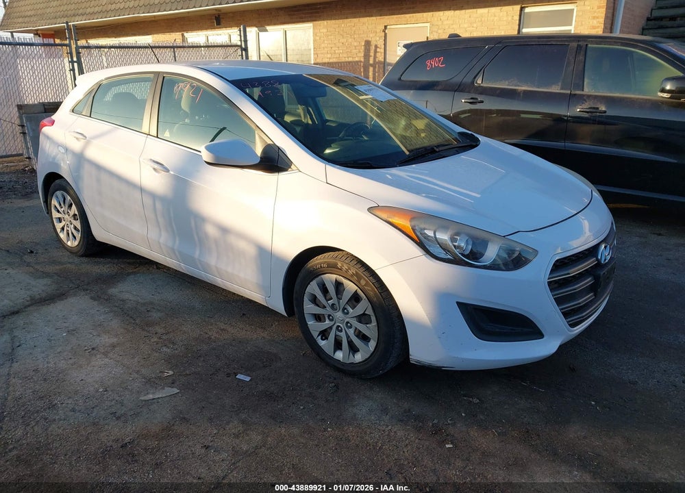 2016 HYUNDAI ELANTRA GT VIN: KMHD35LH8GU277940
