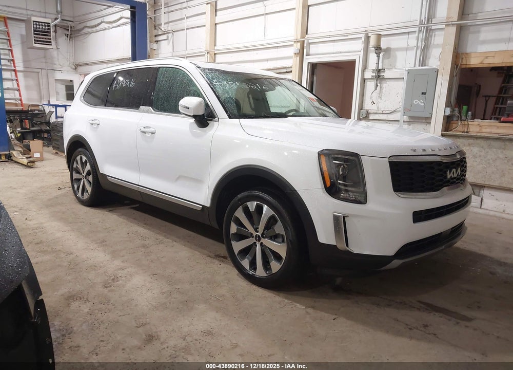 2022 KIA TELLURIDE S VIN: 5XYP6DHC8NG249280