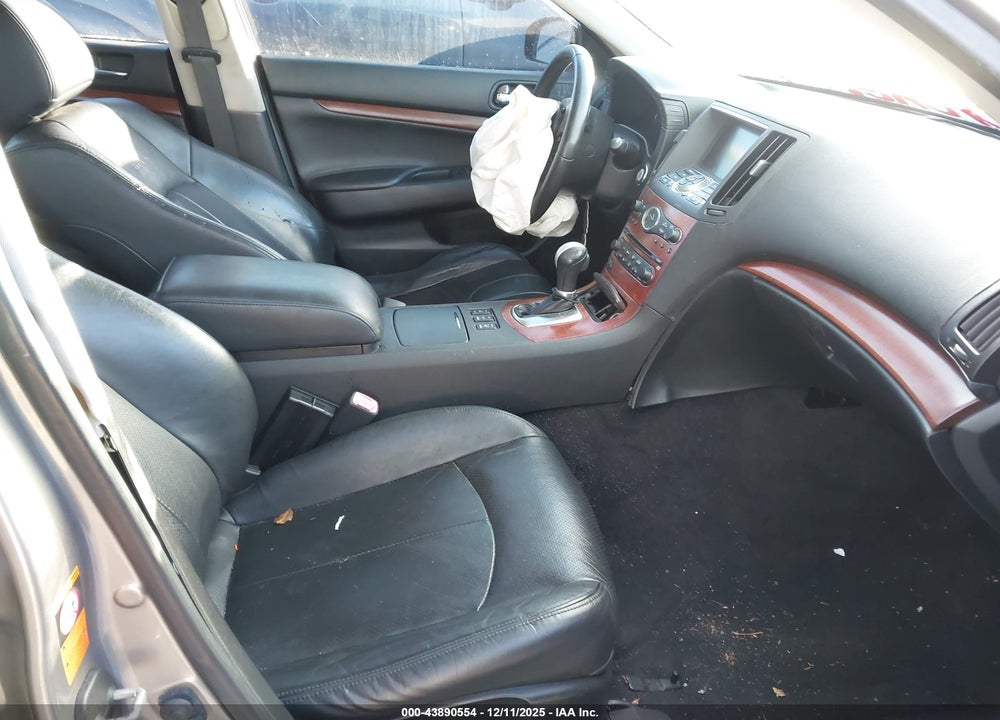 2008 INFINITI G35X VIN: JNKBV61F18M275976