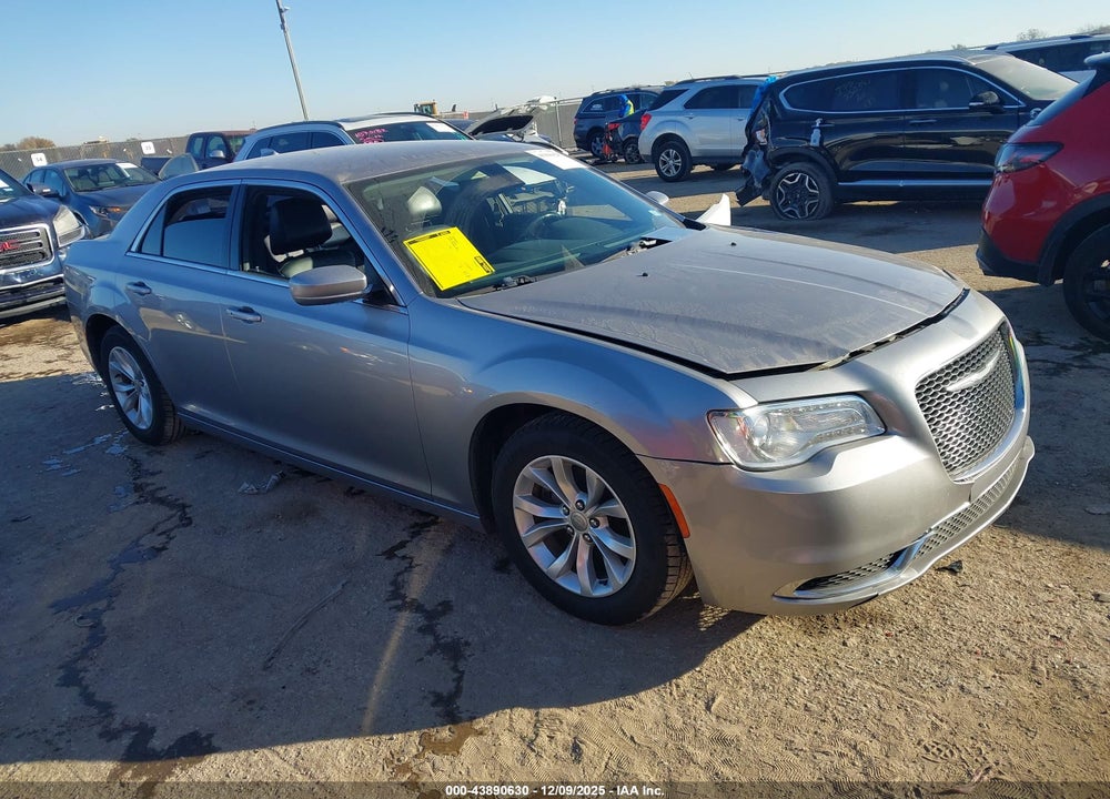 2015 CHRYSLER 300 LIMITED VIN: 2C3CCAAG4FH766537