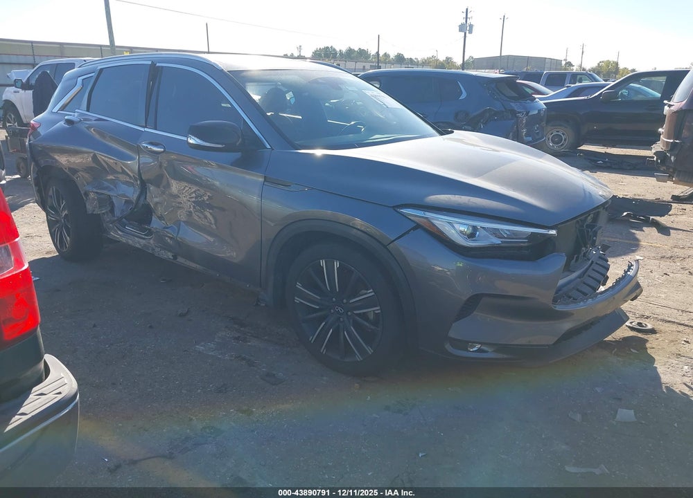 2021 INFINITI QX50 LUXE AWD VIN: 3PCAJ5BB0MF122104