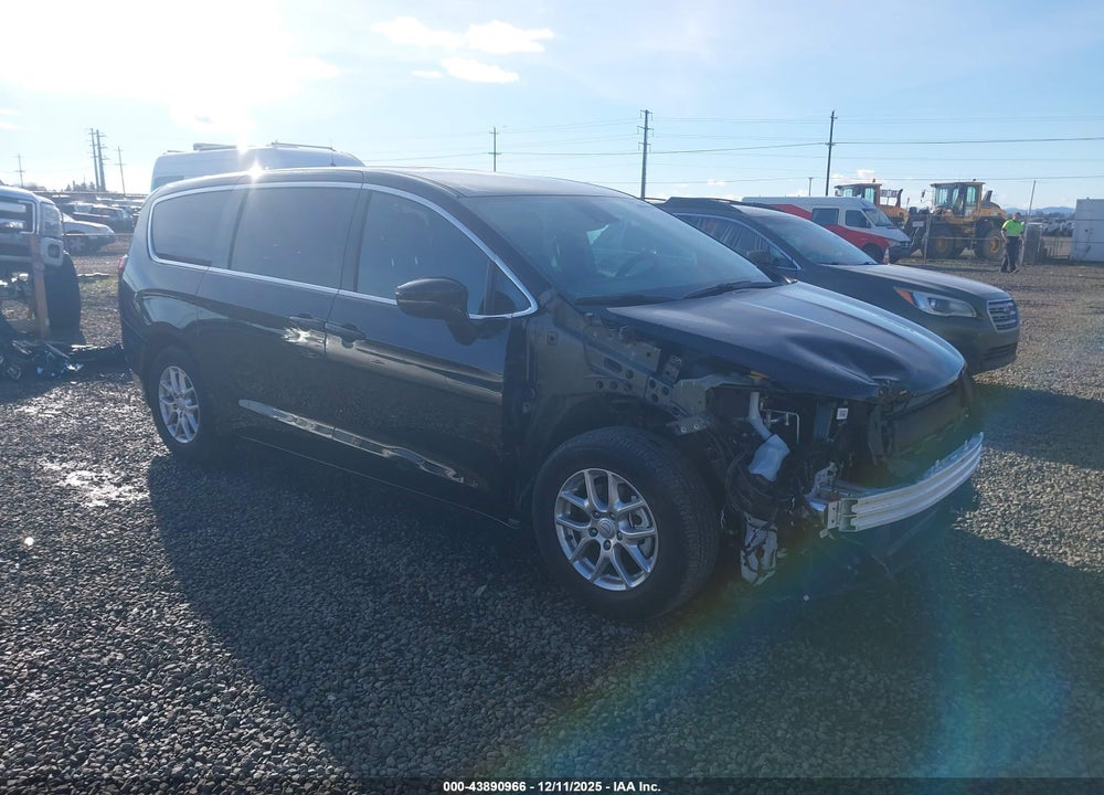 2025 CHRYSLER PACIFICA SELECT VIN: 2C4RC1BG5SR585469