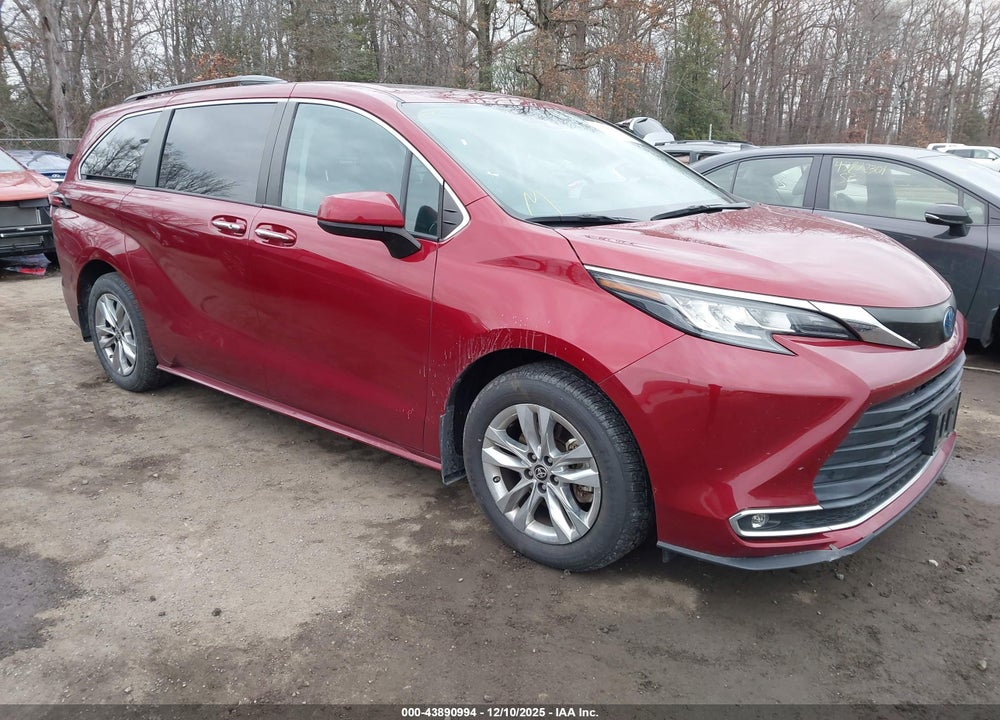 2022 TOYOTA SIENNA XLE VIN: 5TDJSKFC4NS042252