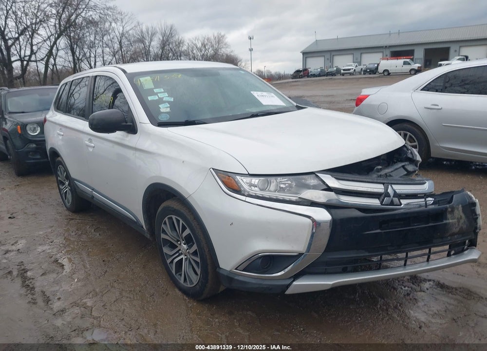 2018 MITSUBISHI OUTLANDER ES VIN: JA4AD2A36JZ068856