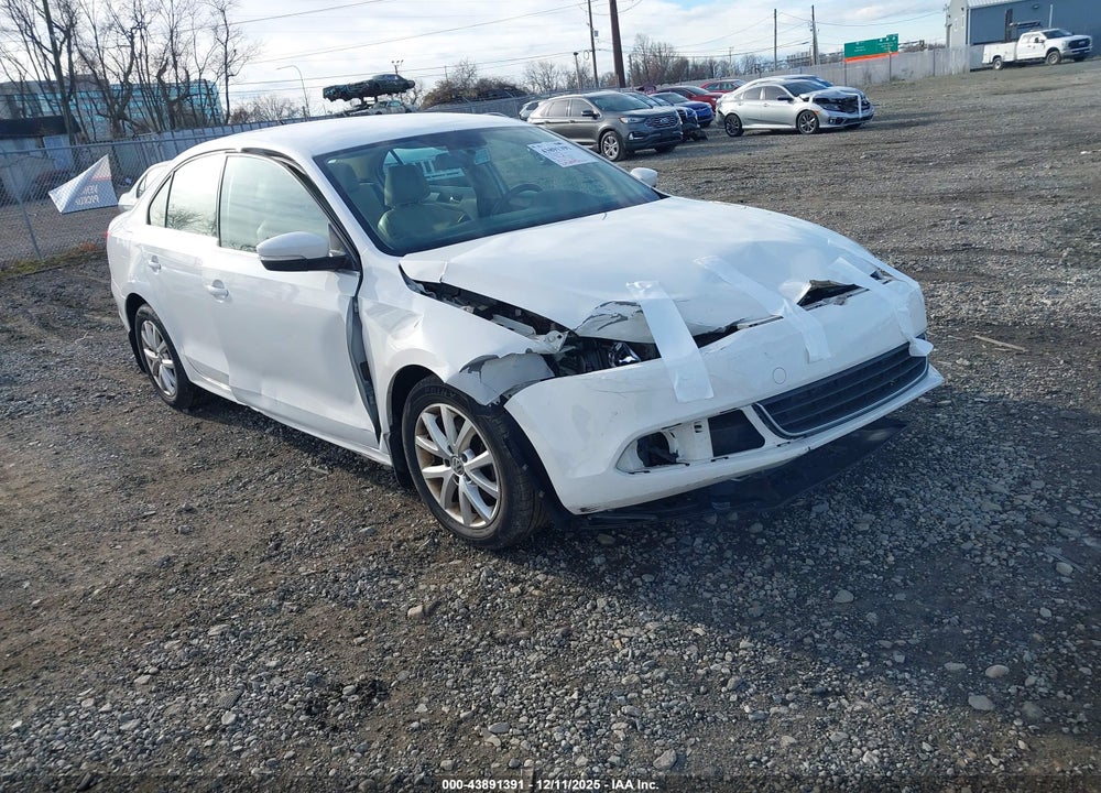 2013 VOLKSWAGEN JETTA 2.5L SE VIN: 3VWDP7AJ4DM424553
