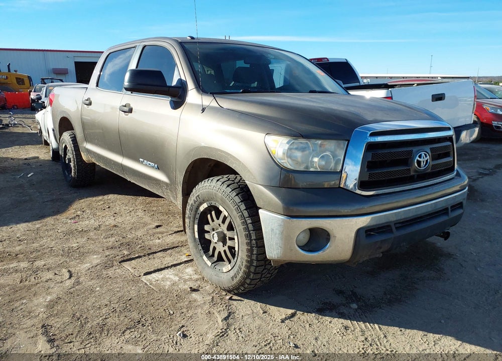 2011 TOYOTA TUNDRA GRADE 4.6L V8 VIN: 5TFDM5F16BX021304