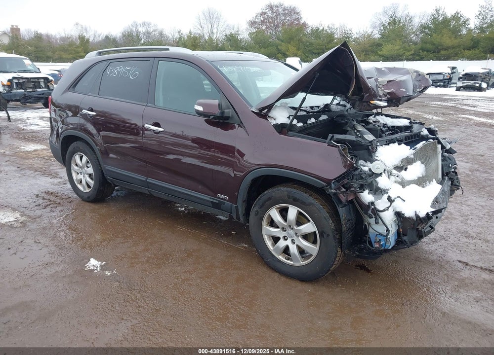 2012 KIA SORENTO LX V6 VIN: 5XYKTDA2XCG219117