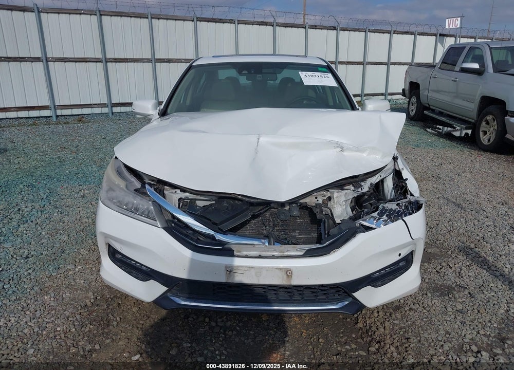 2016 HONDA ACCORD TOURING VIN: 1HGCR3F92GA005586
