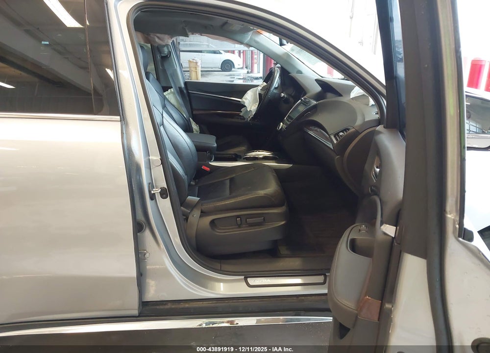2018 ACURA MDX VIN: 5J8YD3H32JL010571