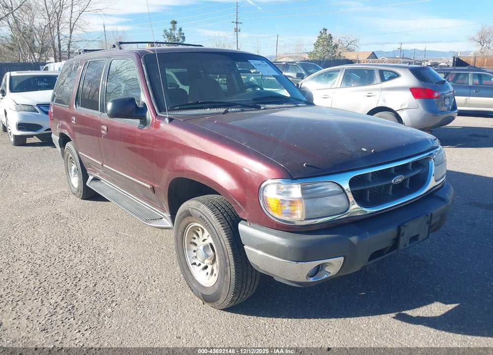 2000 FORD EXPLORER XLT VIN: 1FMZU73E2YZA57153