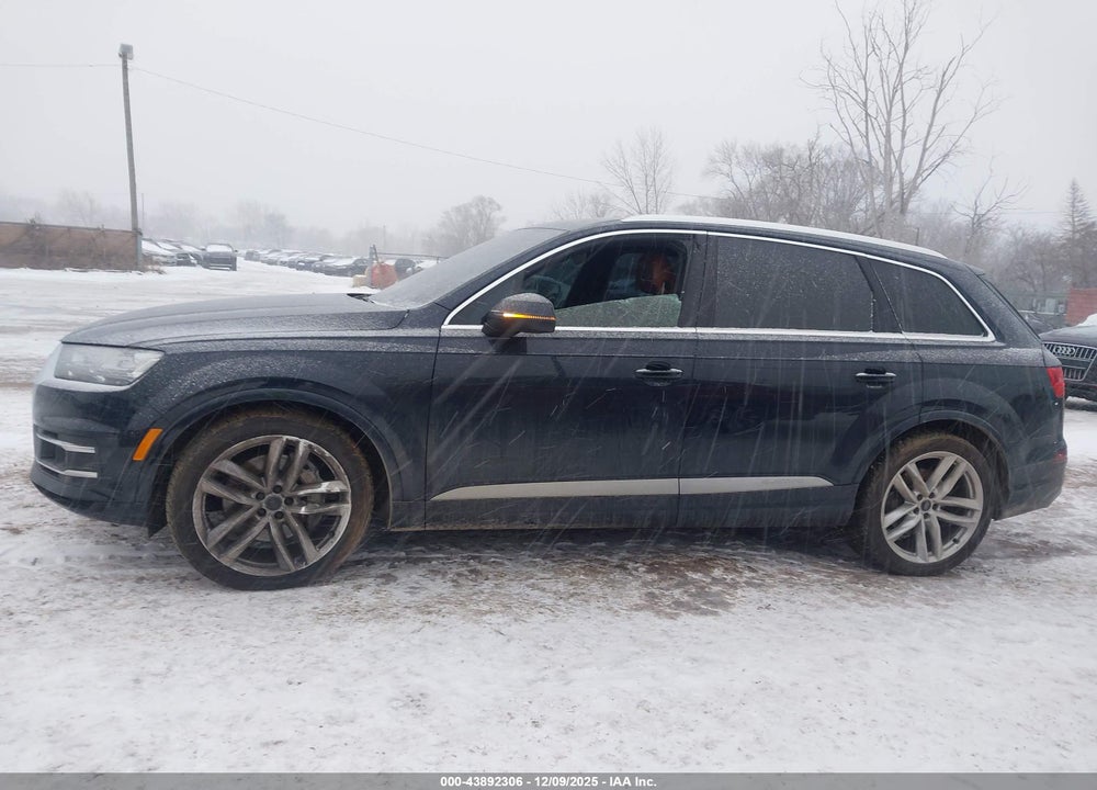 2018 AUDI Q7 3.0T PREMIUM VIN: WA1VAAF75JD009617