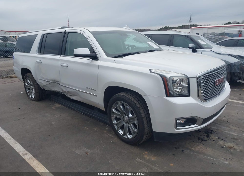 2016 GMC YUKON XL DENALI VIN: 1GKS2HKJ6GR401747