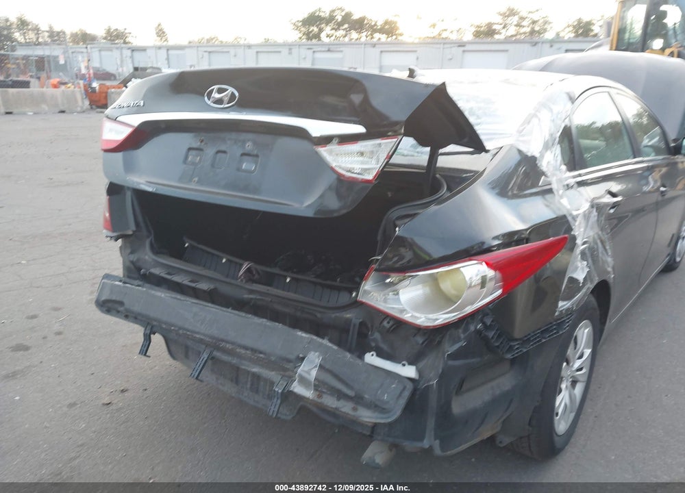 2012 HYUNDAI SONATA GLS VIN: 5NPEB4ACXCH495220