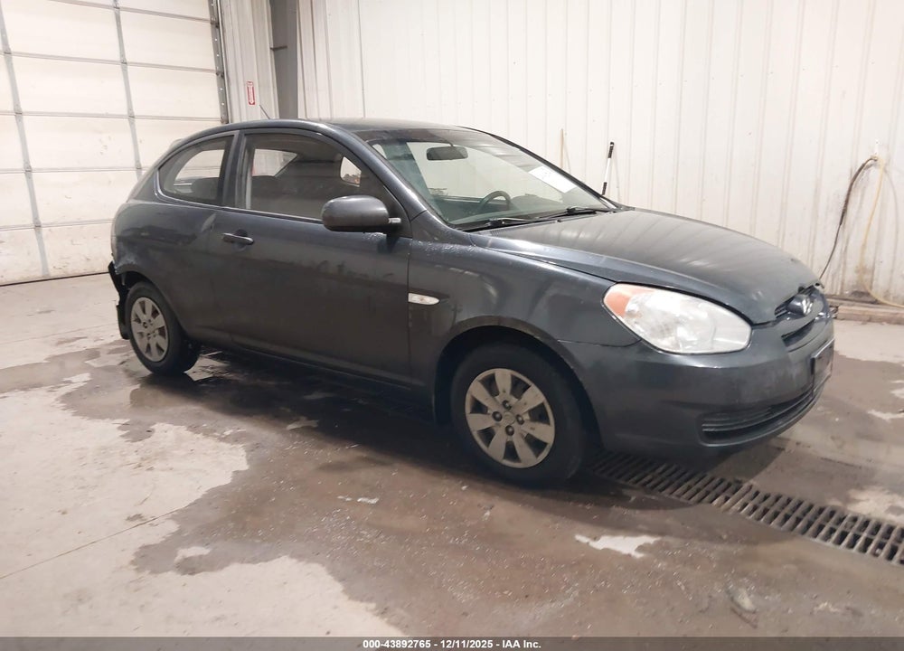 2010 HYUNDAI ACCENT GS VIN: KMHCM3AC1AU158560