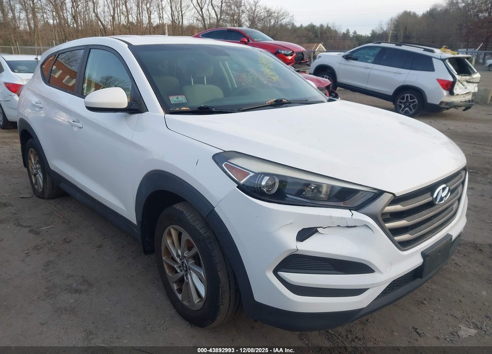 2016 HYUNDAI TUCSON SE VIN: KM8J23A4XGU025911