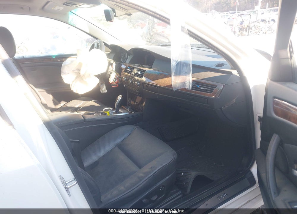 2008 BMW 528XI VIN: WBANV13538CZ52938