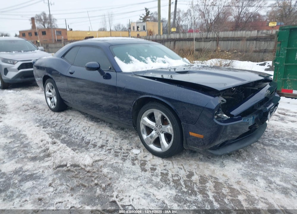 2014 DODGE CHALLENGER SXT VIN: 2C3CDYAG5EH294109